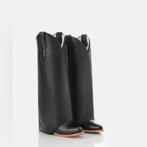 Amazing leather boots 100% leather